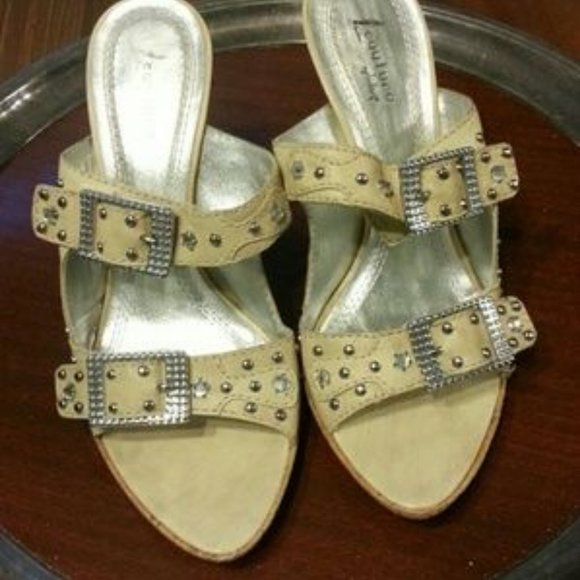 L couture cork/tan color high heel sandals rhinestone buckle - Picture 2 of 4